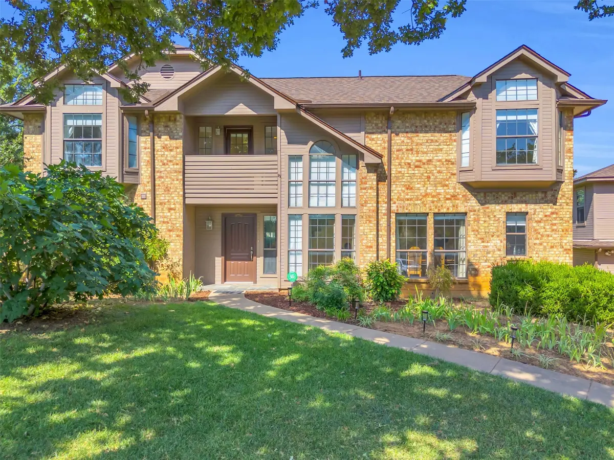 6606 Cliffwood Court, Arlington, TX 76016 - Image #1
