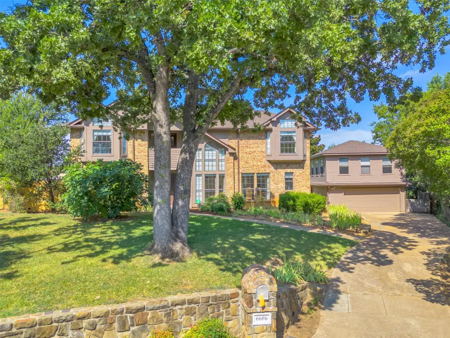 6606 Cliffwood Court, Arlington, TX 76016 - Image #2