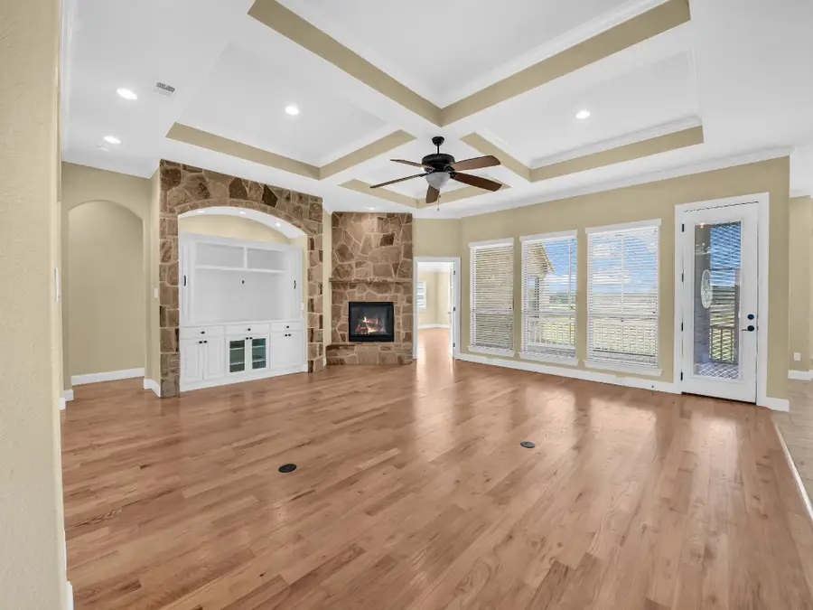 169 Pack Saddle Trail, Weatherford, TX 76088 - Image #3