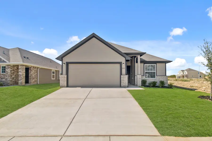 1012 Wind Drift Way, Fort Worth, TX 76131 - Image #2