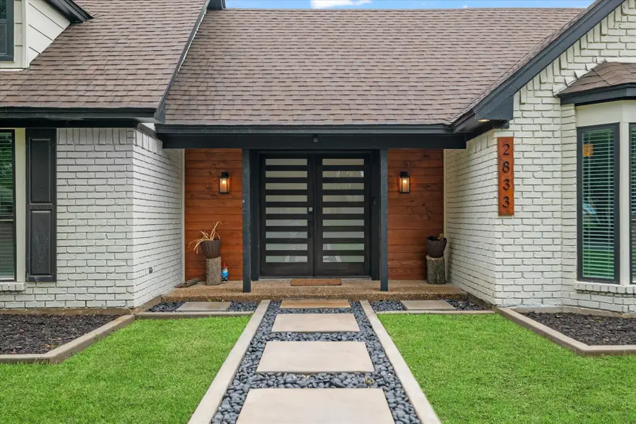 2833 Meadowbrook Drive, Plano, TX 75075 - Image #2