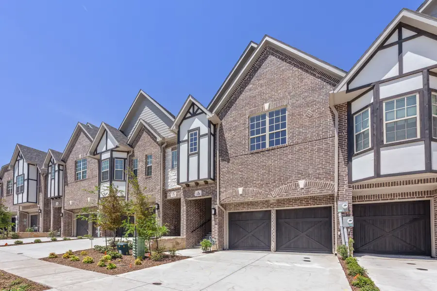 108 Kensington Drive, Lewisville, TX 75067 - Image #2