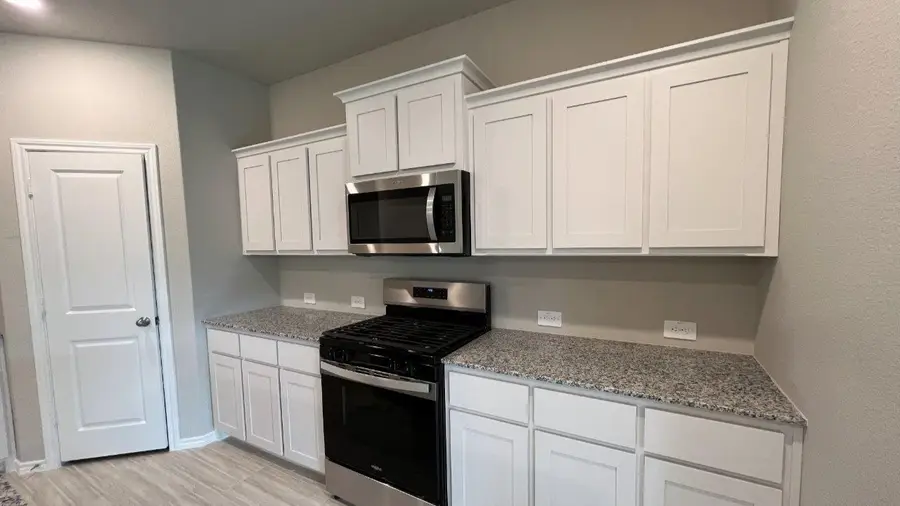 8453 Hollymead Lane, Fort Worth, TX 76131 - Image #3