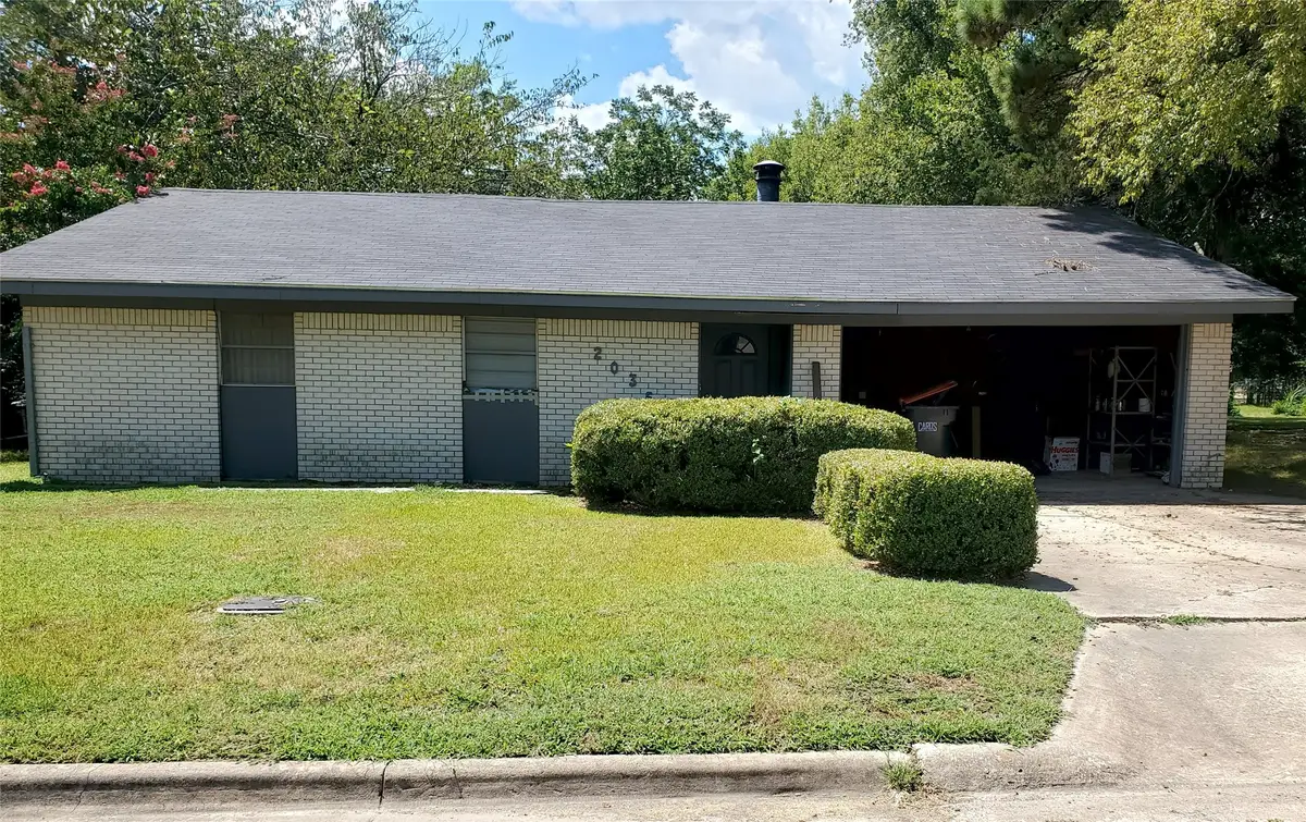 2035 Brown Avenue, Paris, TX 75460 - Image #1