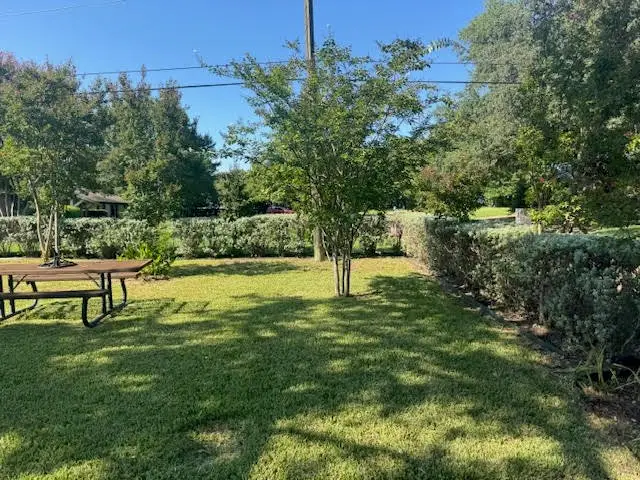 2849 Millwood Circle, Farmers Branch, TX 75234 - Image #3