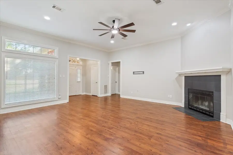 9412 Silverthorn Drive, Waco, TX 76708 - Image #3