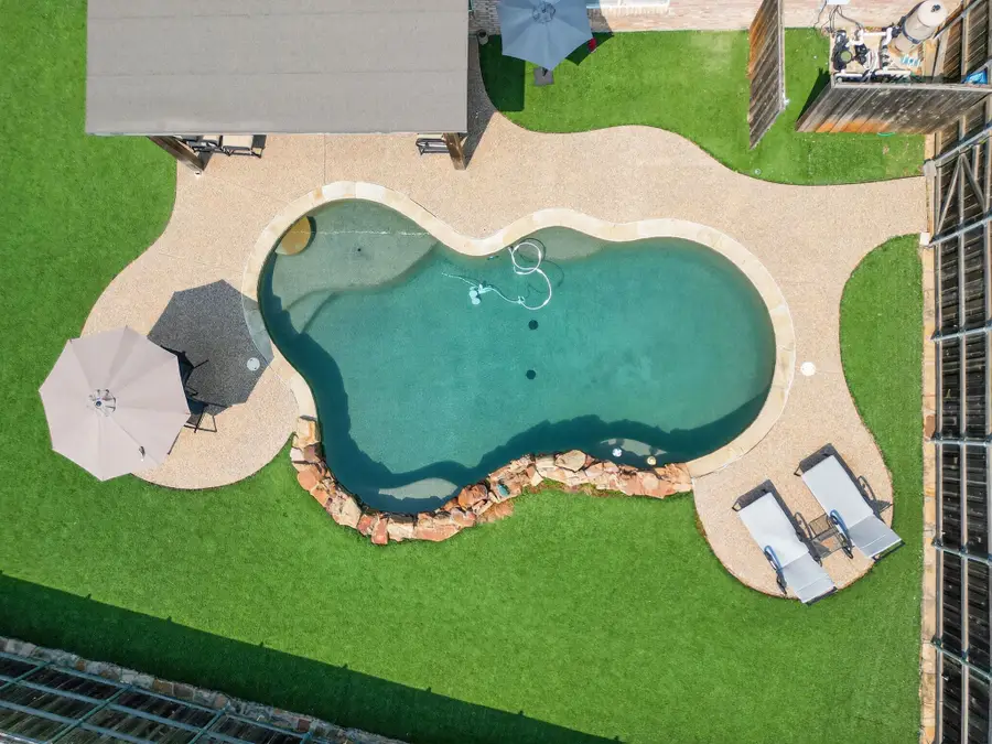 2052 Diamond Ridge Drive, Carrollton, TX 75010 - Image #3