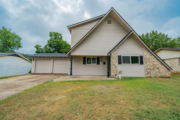 741 Ponderosa Drive, Hurst, TX 76053