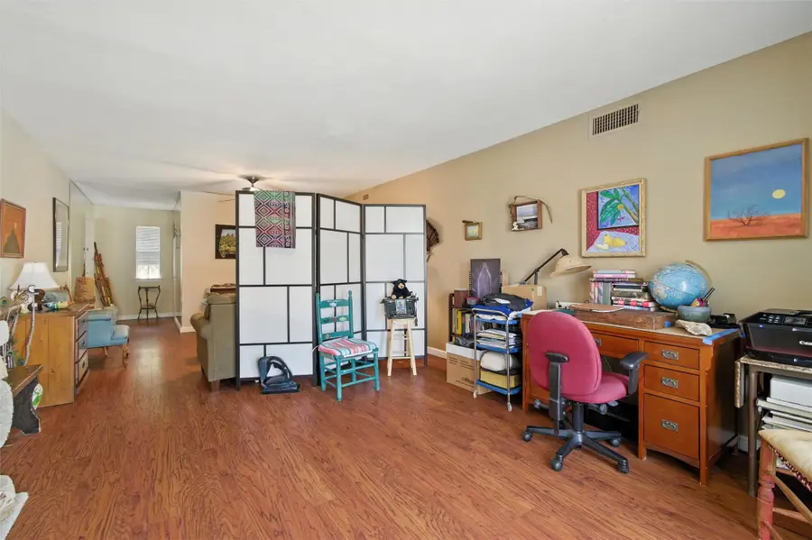 4012 Ridglea Country Club Drive #403, Fort Worth, TX 76126 - Image #3