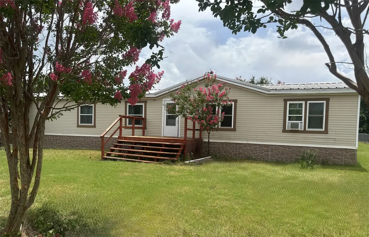 978 Old Church Road, Waxahachie, TX 75165 - Image #1