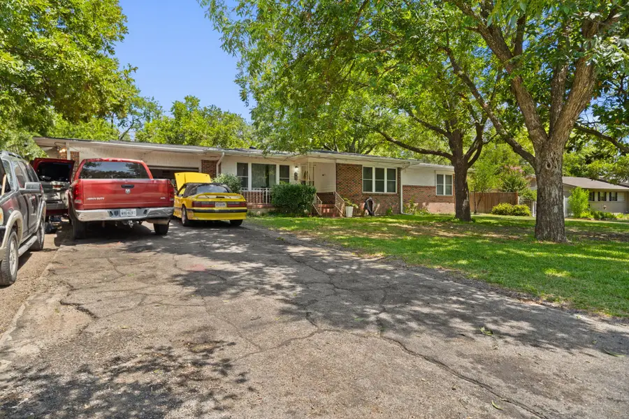 3703 Pecan Park Drive, Weatherford, TX 76087 - Image #3