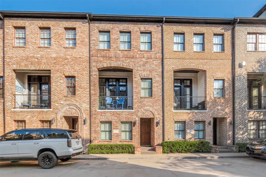 2171 Helsminster Drive, Dallas, TX 75201 - Image #2