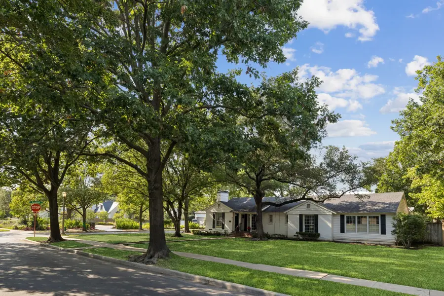 2824 Hanover Street, University Park, TX 75225 - Image #3