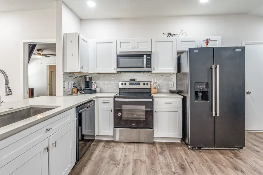 4372 Onyx Drive, Carrollton, TX 75010 - Image #2