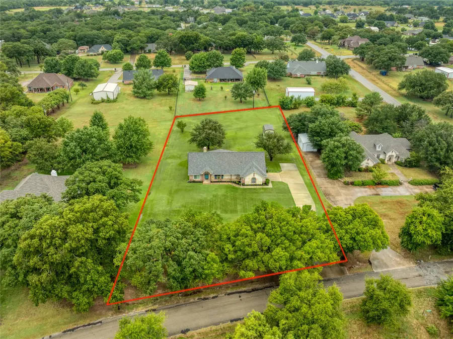 510 Highland Road, Springtown, TX 76082 - Image #2