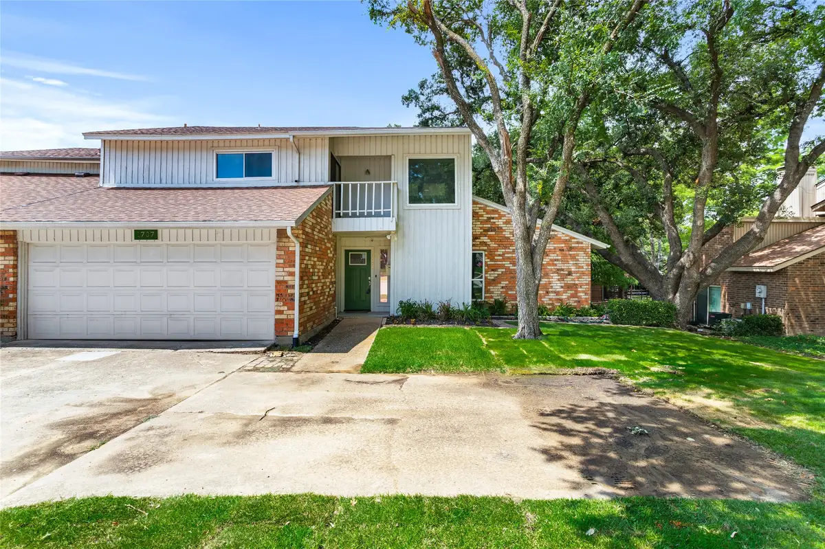 1707 Marsh Lane, Carrollton, TX 75006 - Image #1