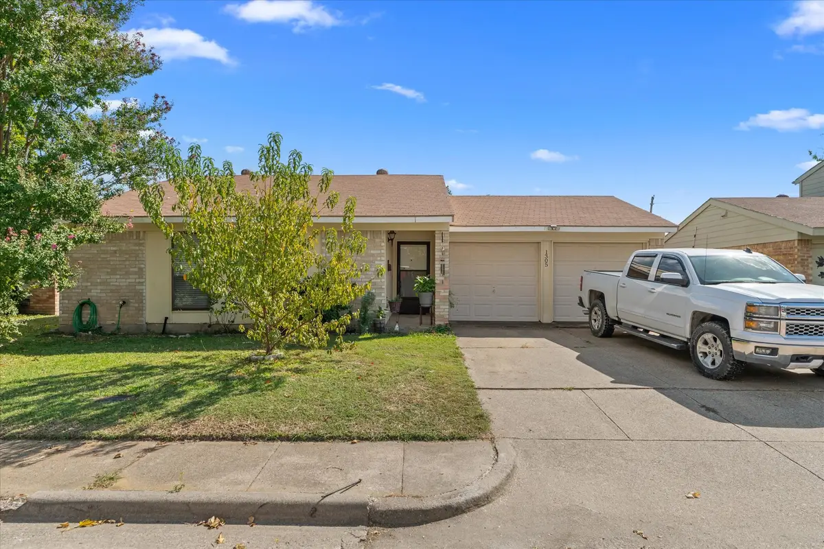 1305 Birchbrook Street, Grand Prairie, TX 75052 - Image #1