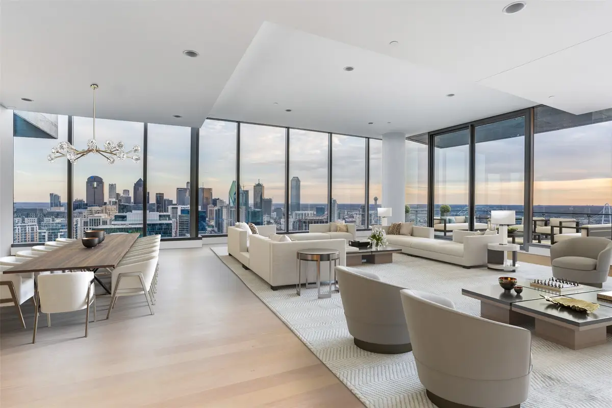 3130 N Harwood Street #3202, Dallas, TX 75201 - Image #1