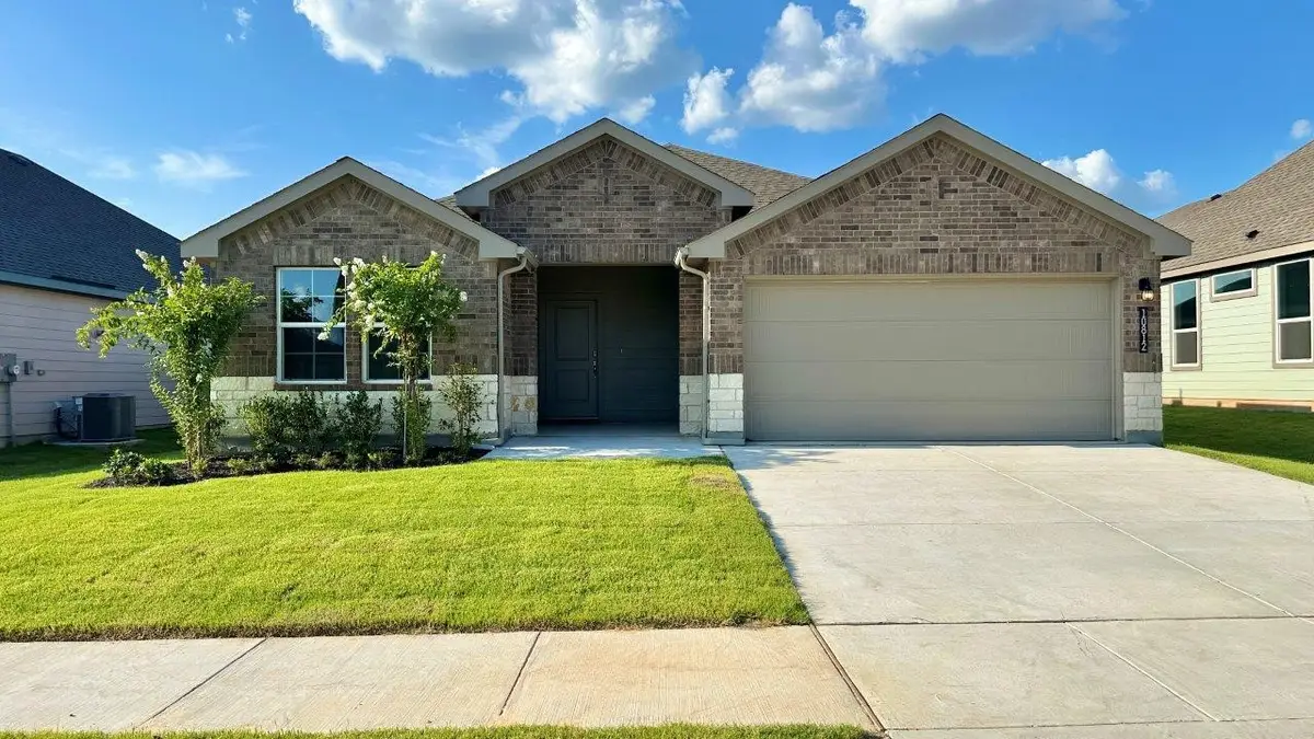 10812 Black Onyx Drive, Fort Worth, TX 76036 - Image #1