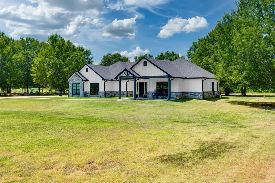 341 Private Road 44005, Blossom, TX 75416 - Image #2