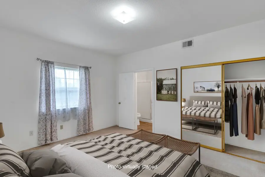 512 Bluebird Lane, Red Oak, TX 75154 - Image #3