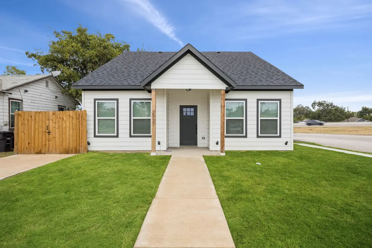 2937 Burton Avenue, Fort Worth, TX 76105 - Image #1