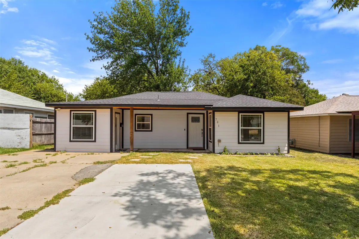 701 SW 5th Street, Grand Prairie, TX 75051 - Image #1
