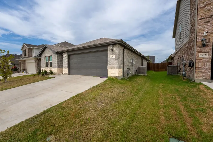 2416 Mankato Drive, Fort Worth, TX 76179 - Image #3