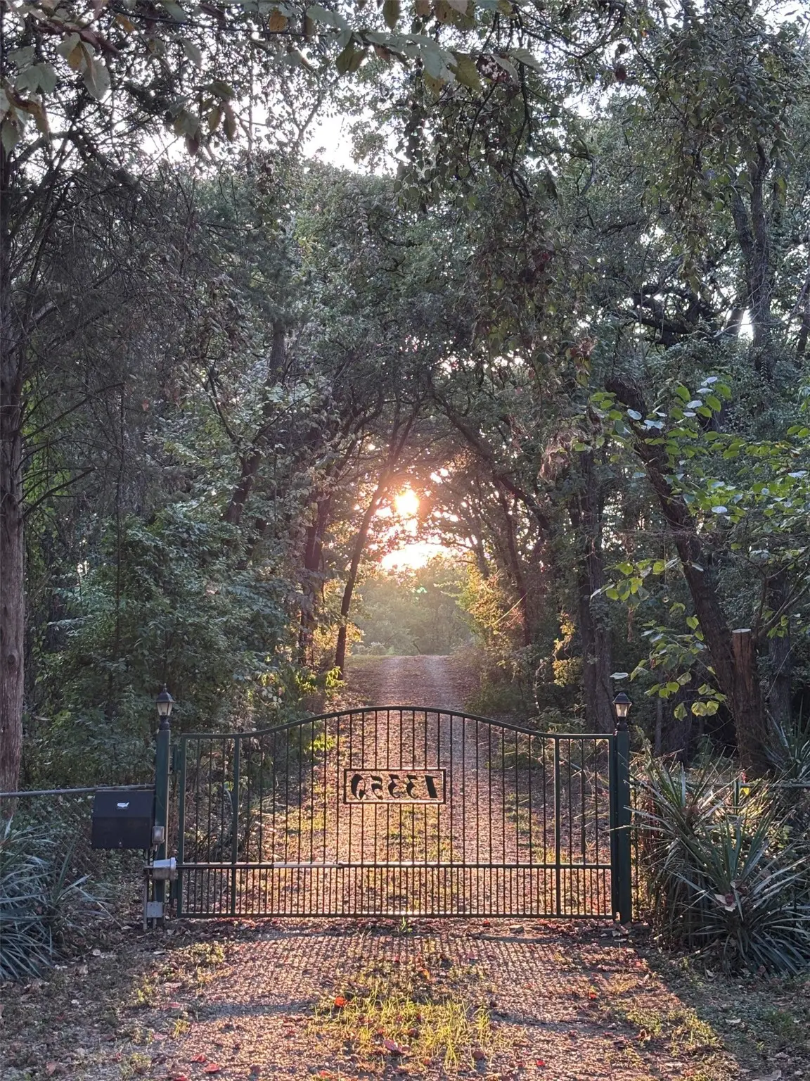 13350 Miller Road, Azle, TX 76020 - Image #1