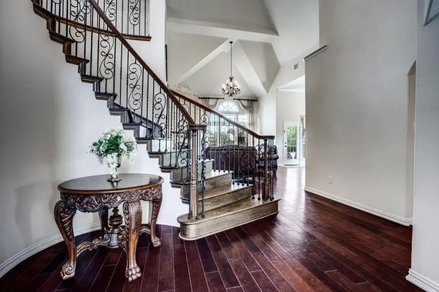 1400 Taylor Lane, McKinney, TX 75071 - Image #2