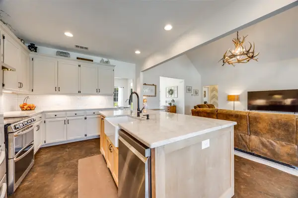 899 County Road 1555, Bonham, TX 75418