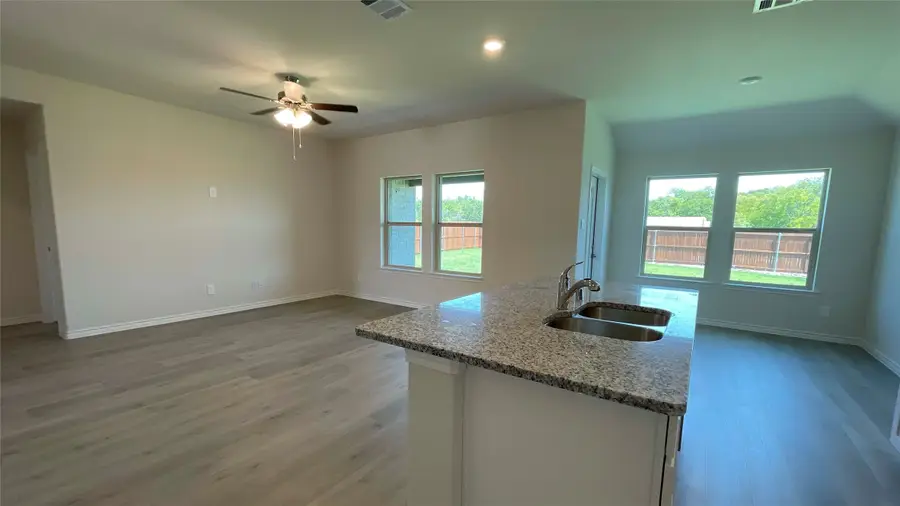 560 Clear Rain Street, Lavon, TX 75166 - Image #3