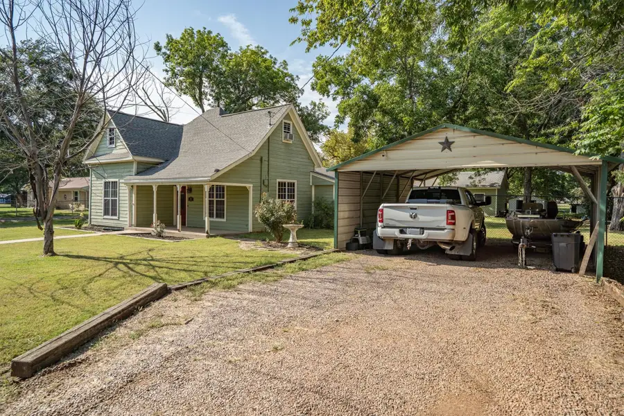 801 E Main Street, Tioga, TX 76271 - Image #2