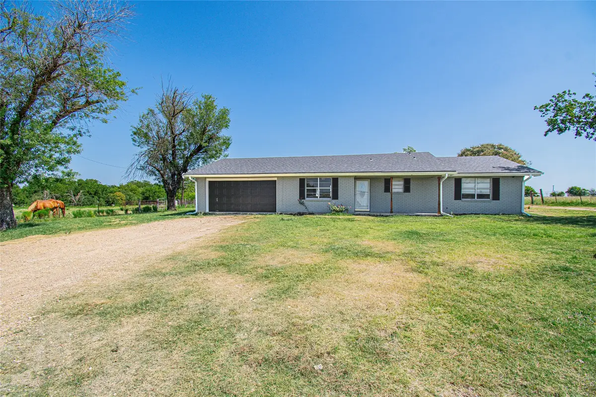 8490 E Us Hwy 190, Rogers, TX 76569 - Image #1