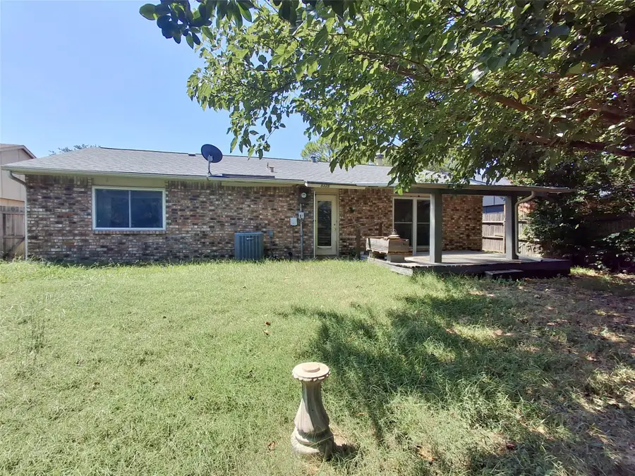 5325 Strickland Avenue, The Colony, TX 75056 - Image #2
