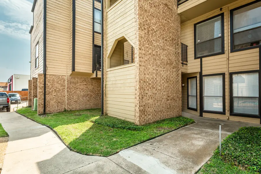 3022 Forest Lane #221, Dallas, TX 75234 - Image #3