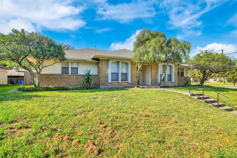 730 Woodcastle Drive, Garland, TX 75040 - Image #2