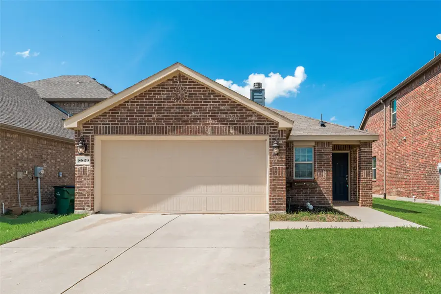8829 Deadwood Lane, Aubrey, TX 76227 - Image #3