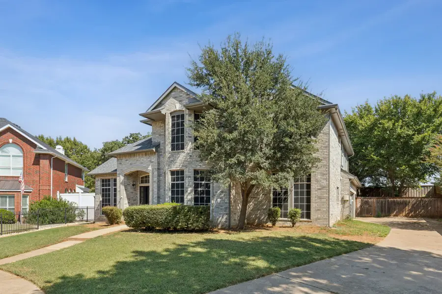 915 Inverness Circle, Highland Village, TX 75077 - Image #3