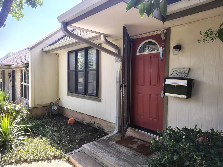 13849 Leinsper Green Street, Dallas, TX 75240 - Image #2