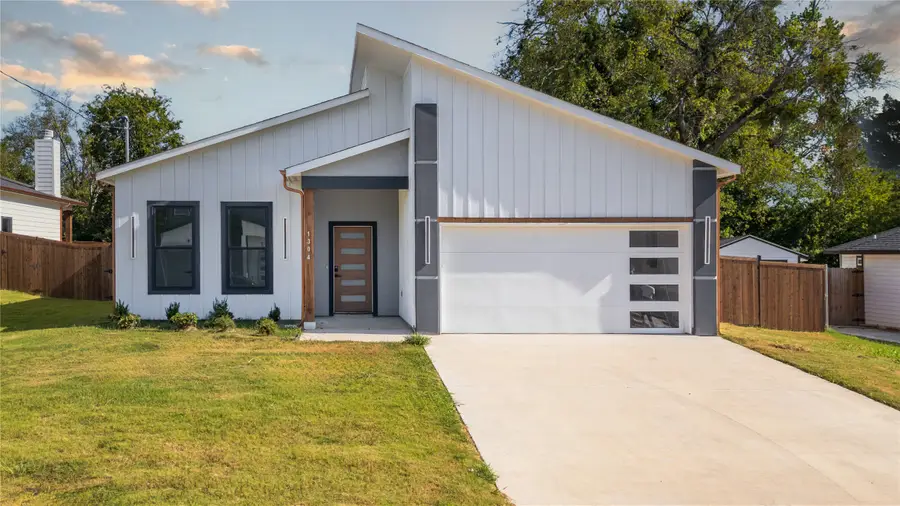 1304 Hemphill Street, Greenville, TX 75401 - Image #2