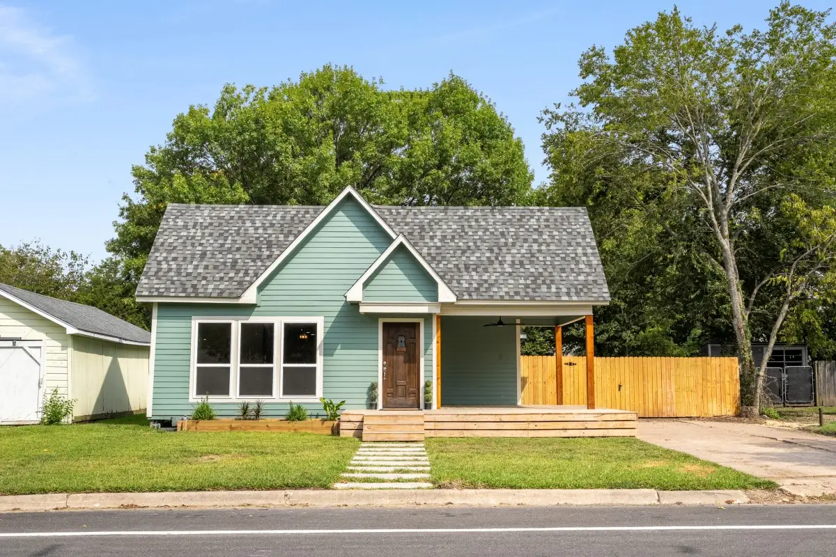 405 E 9th Street, Kemp, TX 75143 - Image #1