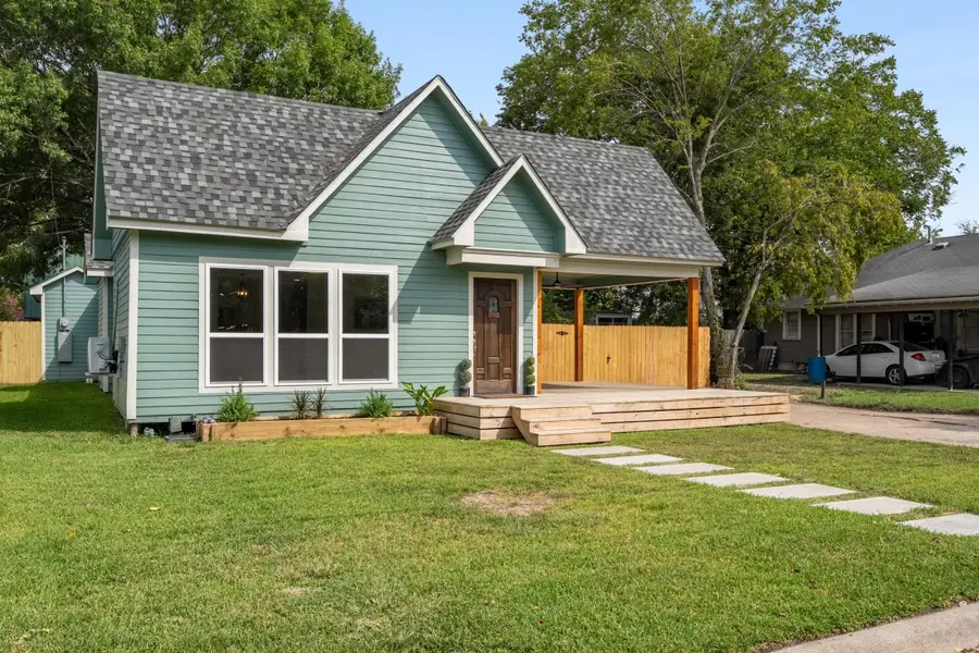 405 E 9th Street, Kemp, TX 75143 - Image #2