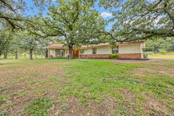 1816 Caddo Peak Road, Joshua, TX 76058 - Image #2