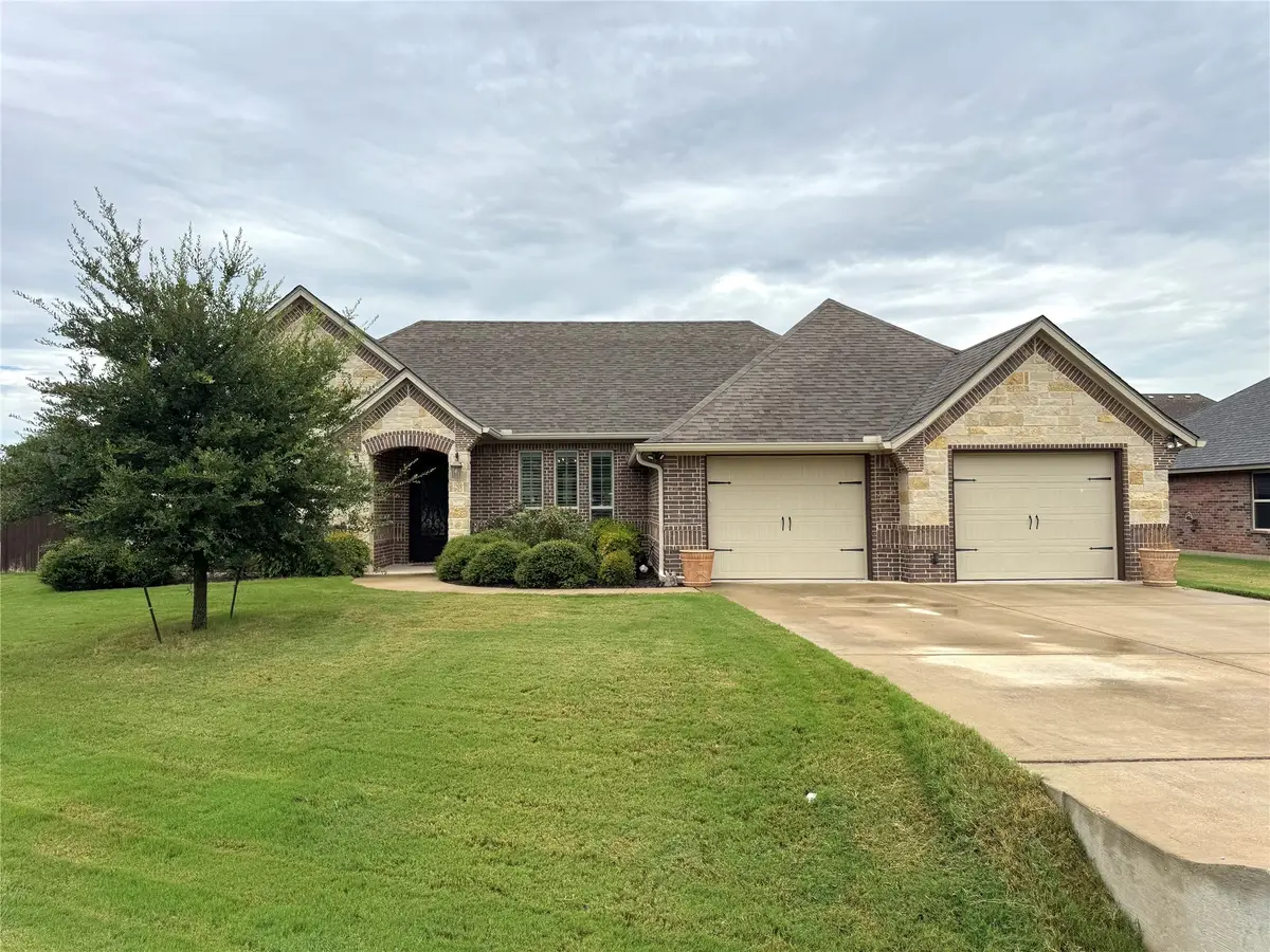 3108 Windcrest Court, Granbury, TX 76049 - Image #1