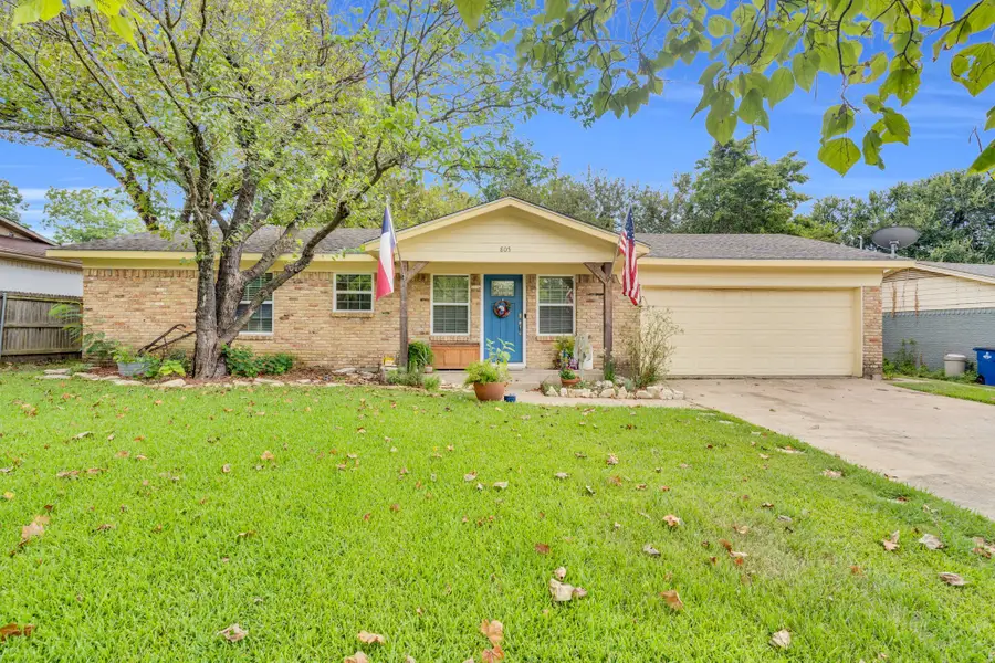 805 Loy Lane, Ennis, TX 75119 - Image #3