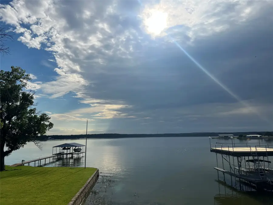 11314 Stanfield Drive, Azle, TX 76020 - Image #2