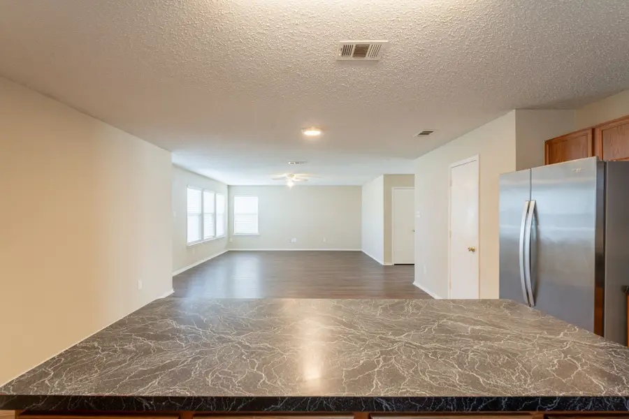 2113 Lone Pecan Drive, Mesquite, TX 75181 - Image #3