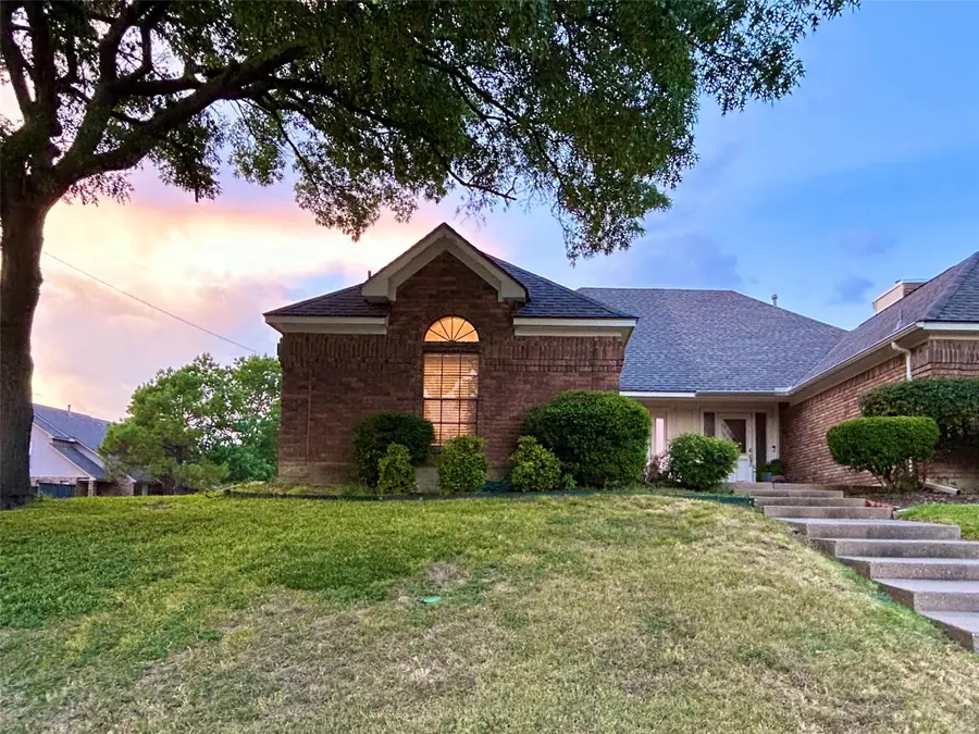 9334 Highedge Circle, Dallas, TX 75238 - Image #2