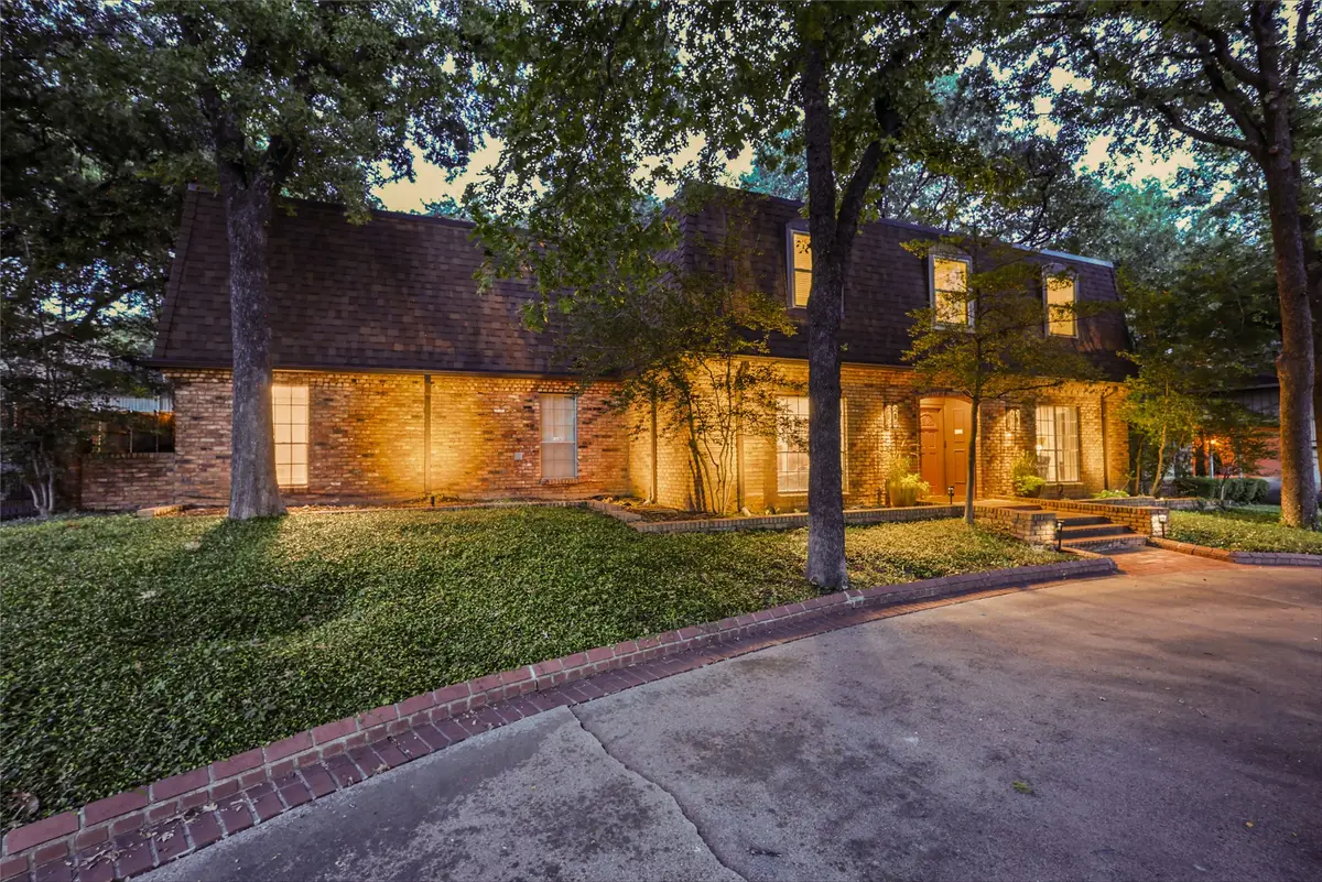 4165 Shady Valley Drive, Arlington, TX 76013 - Image #1